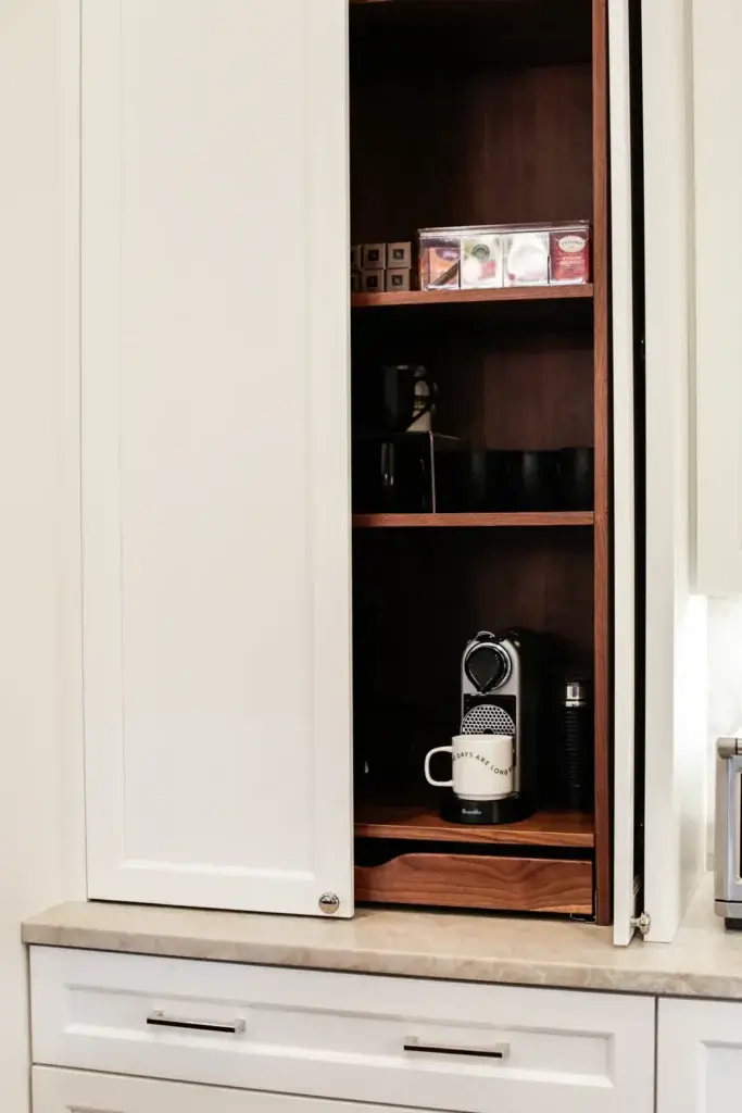 Coffee Pullout